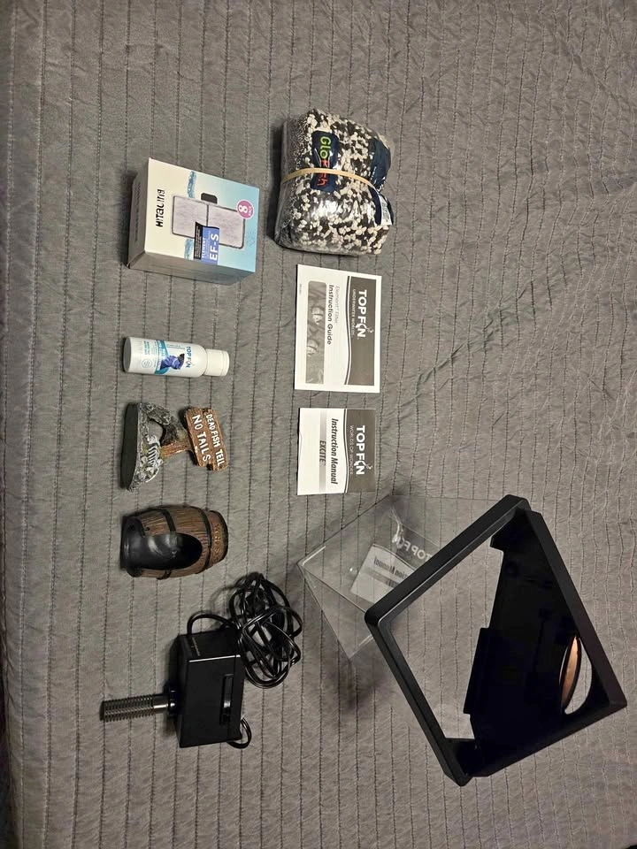 Snail tank (with accessories)