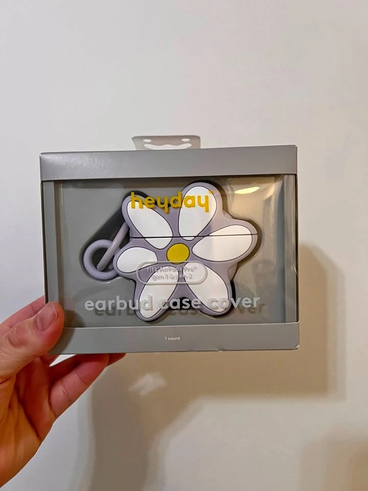 NEW Daisy AirPods Pro Case 1st/2nd Gen