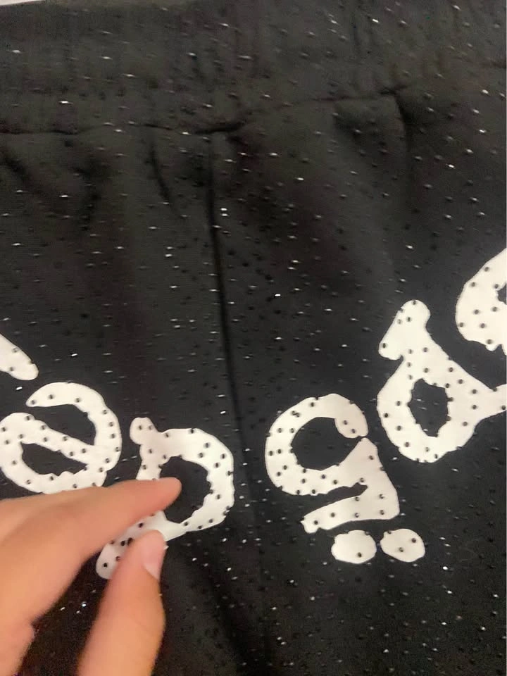 1:1 rhinestone sp5der shorts size small - photo 3