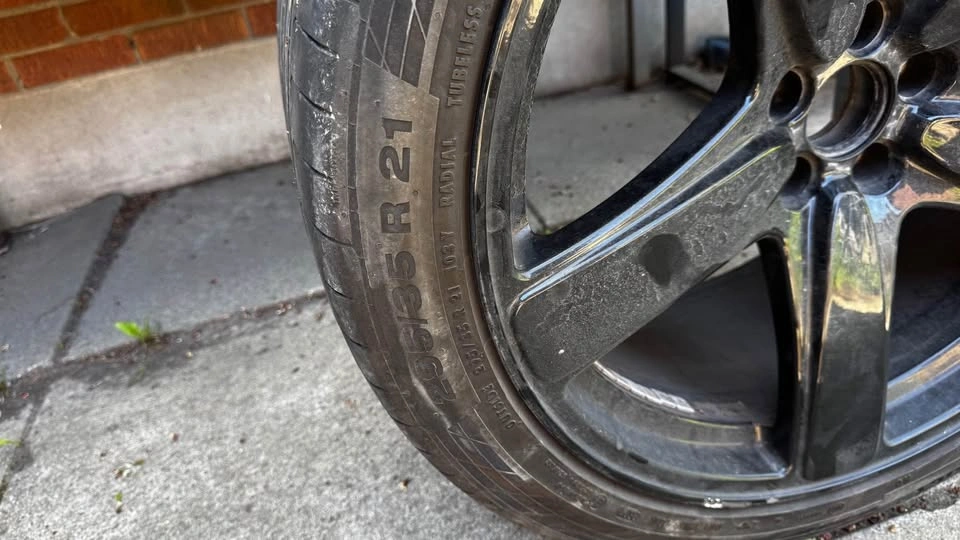 5x112 21’ Porsche wheels - photo 2