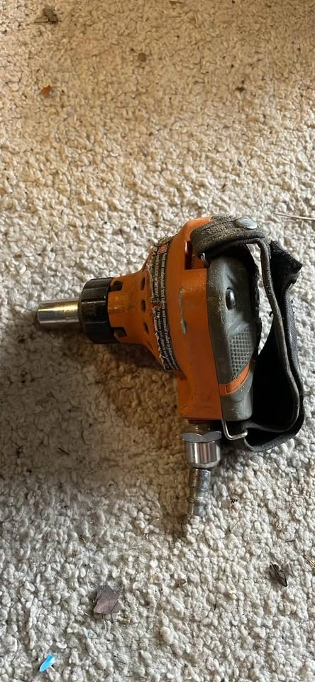 Rigid palm nailer