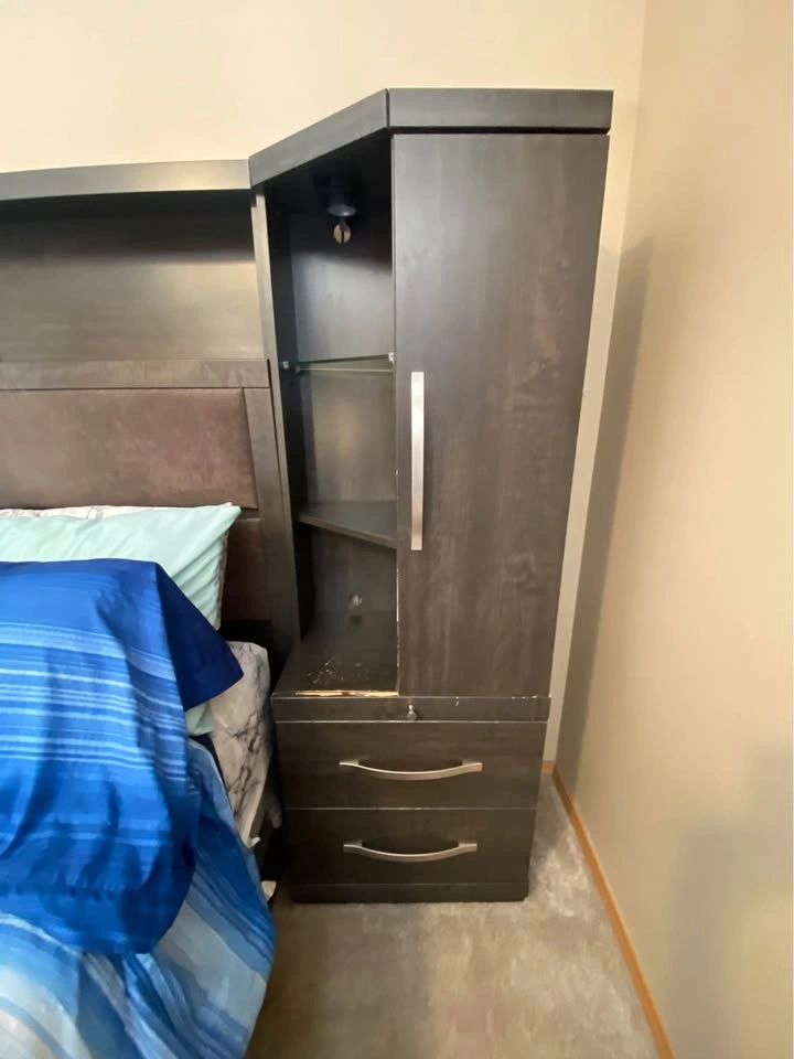 5-Piece Willowdale Queen Bedroom Set – $600 - photo 5