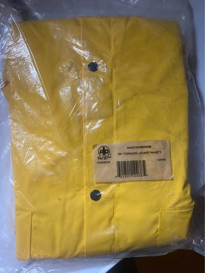 High Viz Rain Jackets and Dakota Winter Boots - photo 2