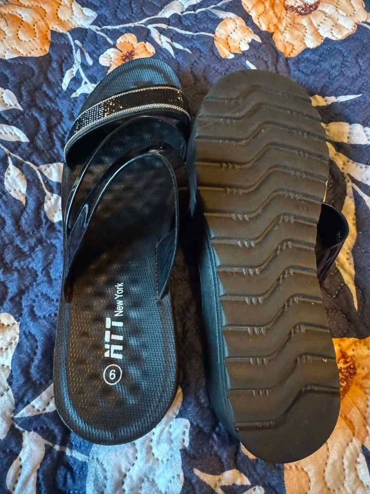 HTT New York Wedge Sandals - photo 2