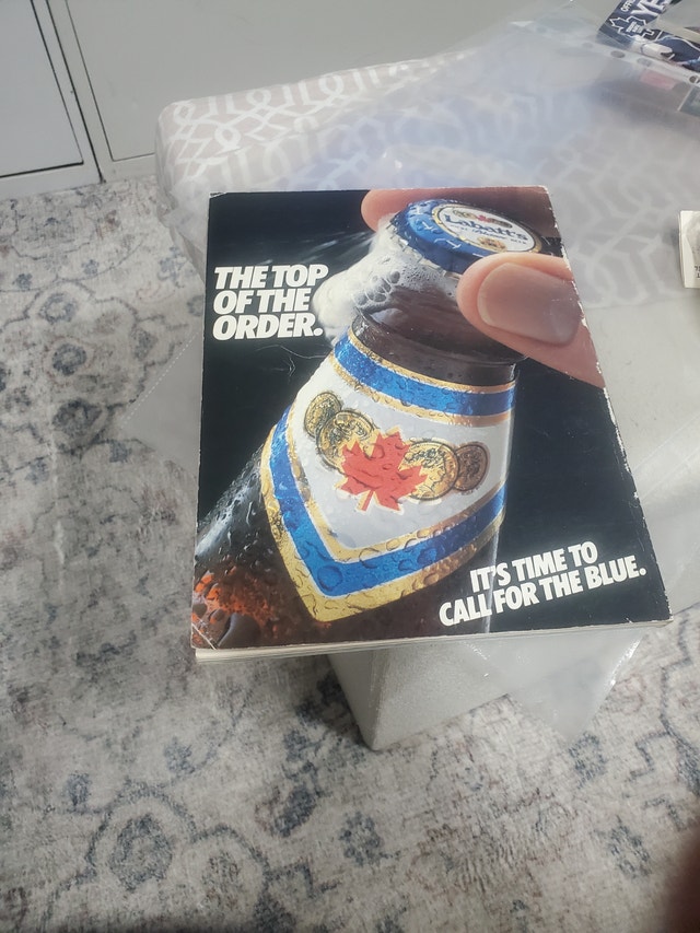 Toronto Blue Jays 1986 10th Anniversary Book and Wristbands - photo 4