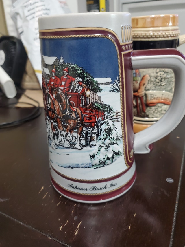 Budweiser Collector Mug - photo 3