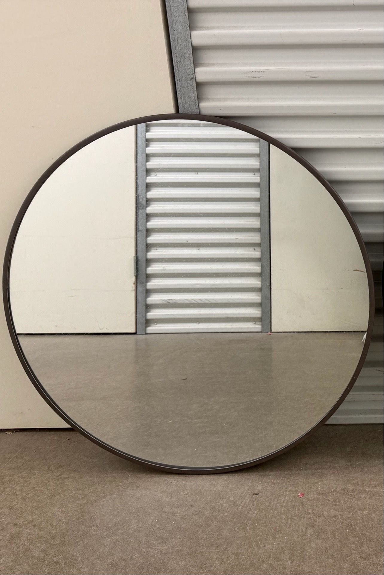 Round Wall Mirror – Approx. 29” – Excellent Condition