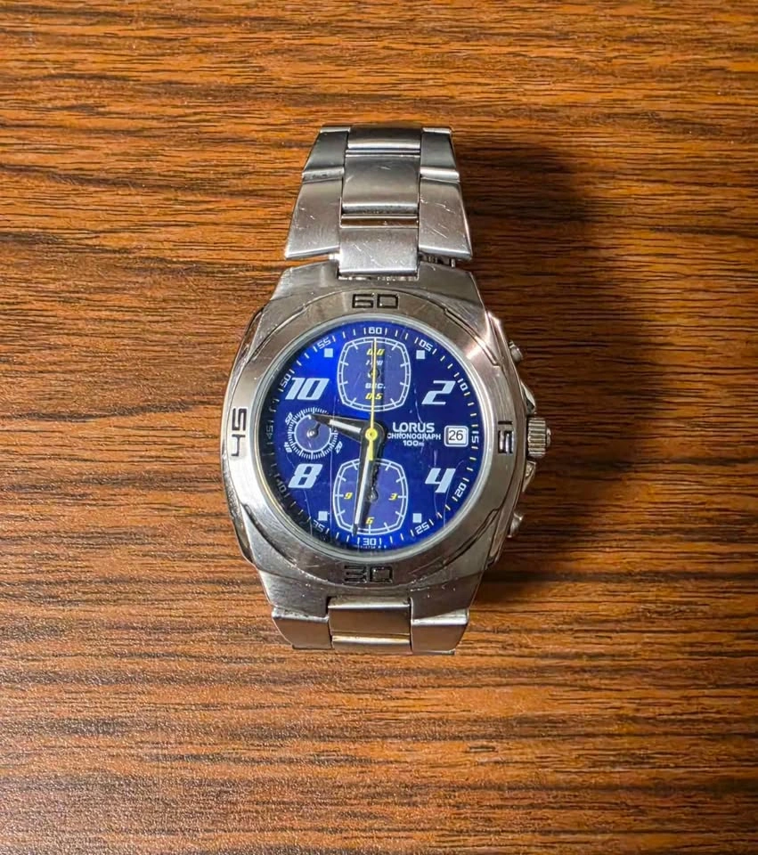 Lorus Chronograph 100m Stainless Steel - photo 4