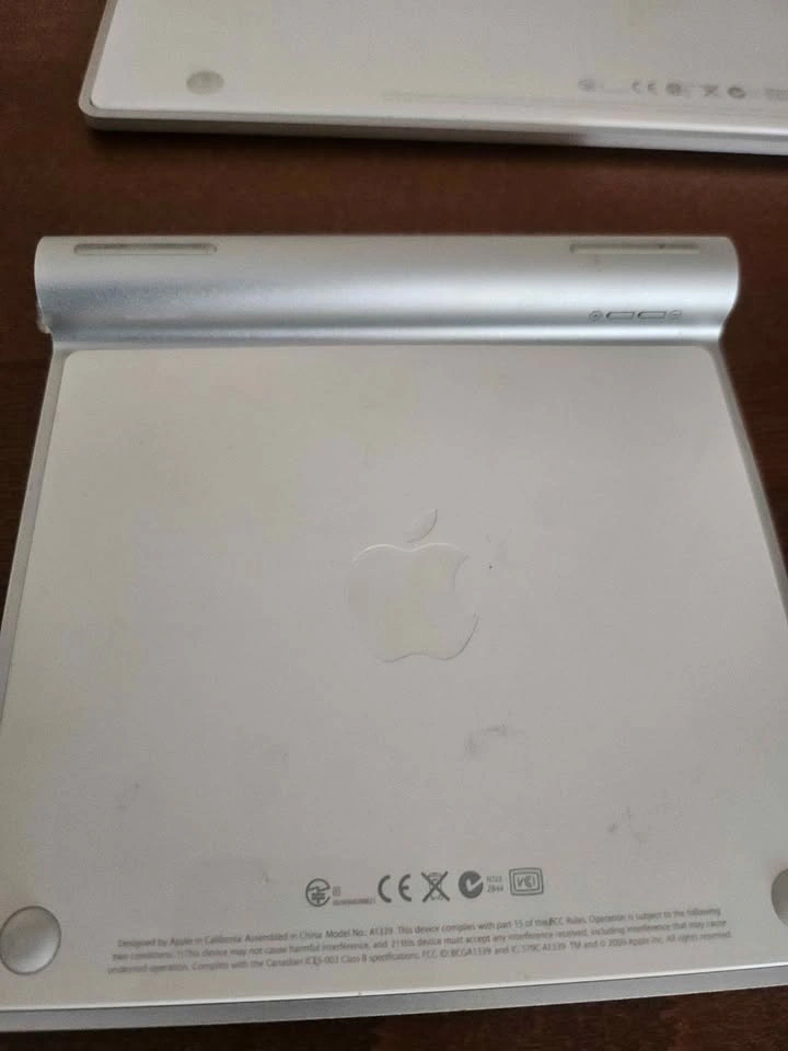 Apple Wireless Keyboard and Magic Trackpad - photo 2
