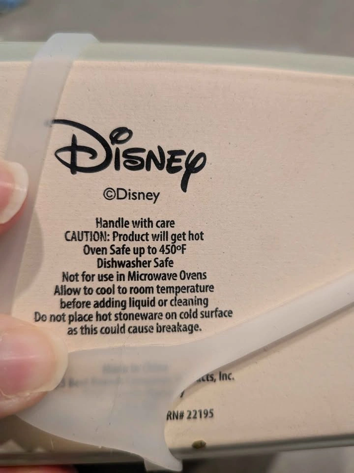 Disney ceramic mini loaf pans, Mickey and Minnie Mouse - photo 3