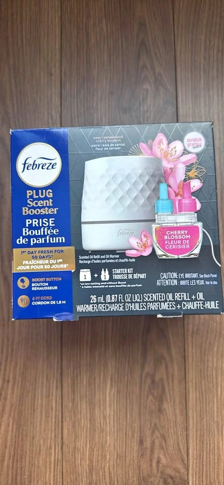 Febreze Plug Scent Booster Starter Kit Cherry Blossom