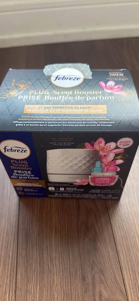Febreze Plug Scent Booster Starter Kit Cherry Blossom - photo 2