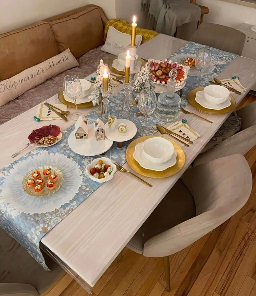 West Elm Avery Wishbone Dining Table - photo 5