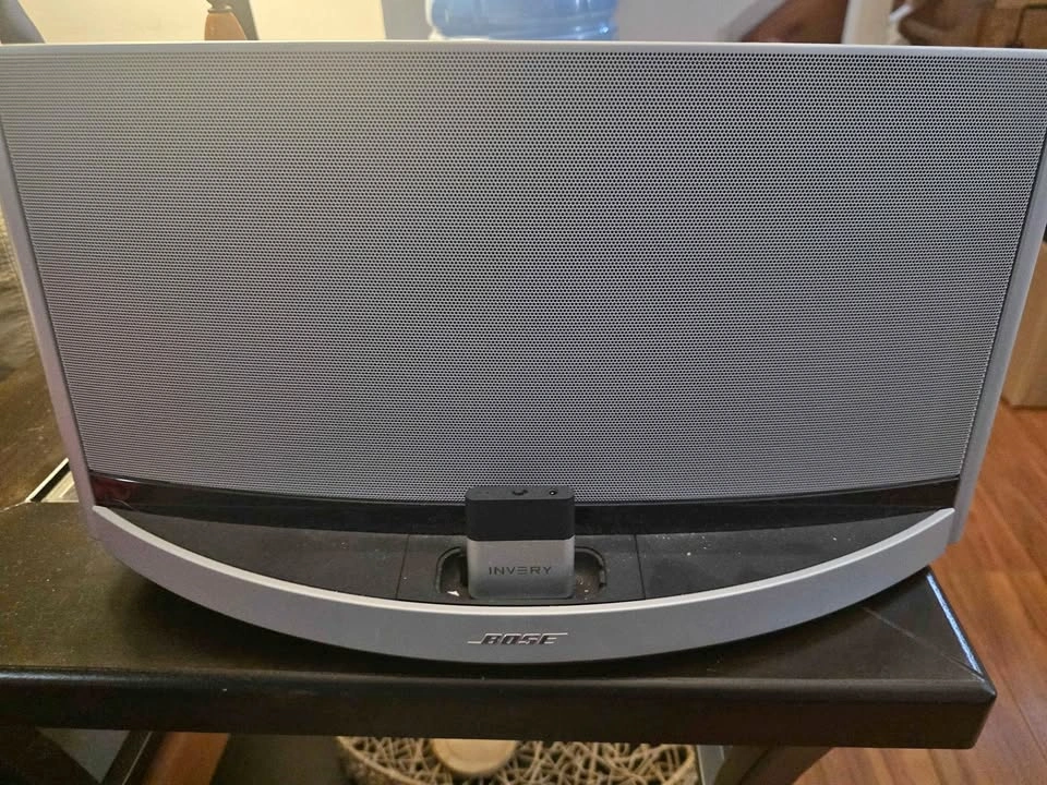 Bose Sound Dock 10
