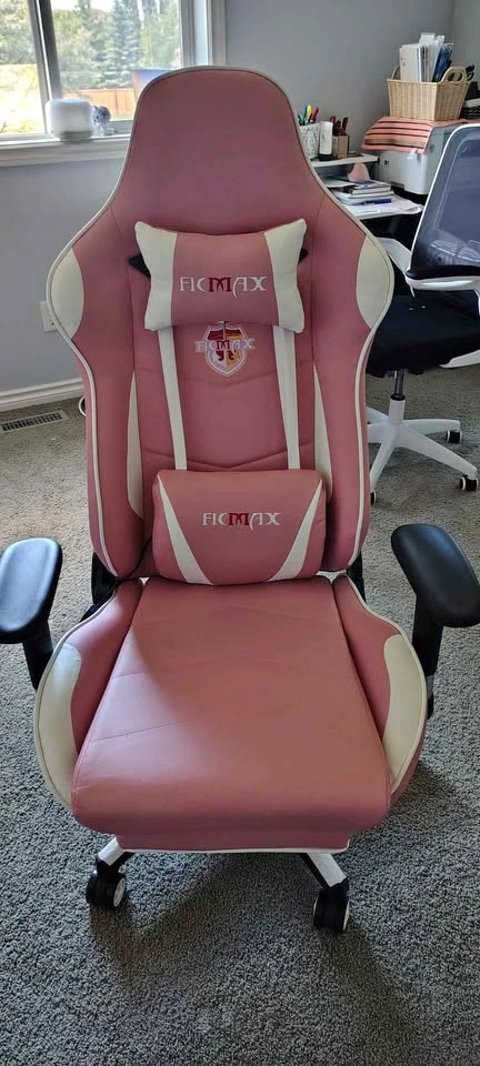 Ergonomic Gaming Chair with Massager & Footrest