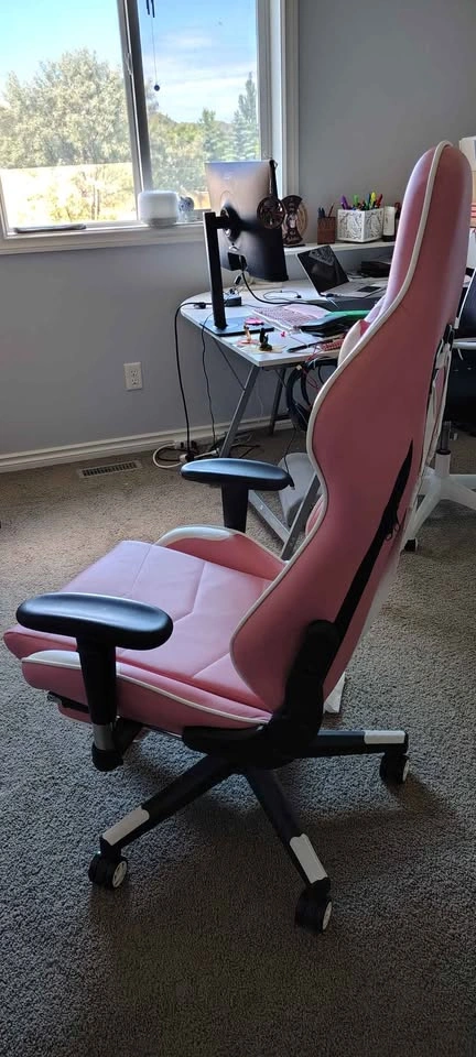 Ergonomic Gaming Chair with Massager & Footrest - photo 3