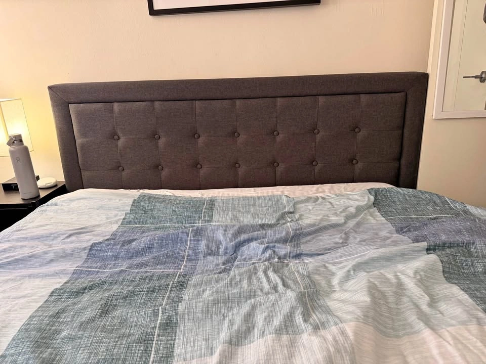 Bed frame, mattress