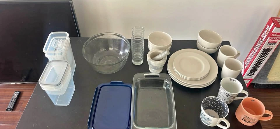 Kitchen Essentials Bundle – Plates, Bowls, Mugs & Bakeware