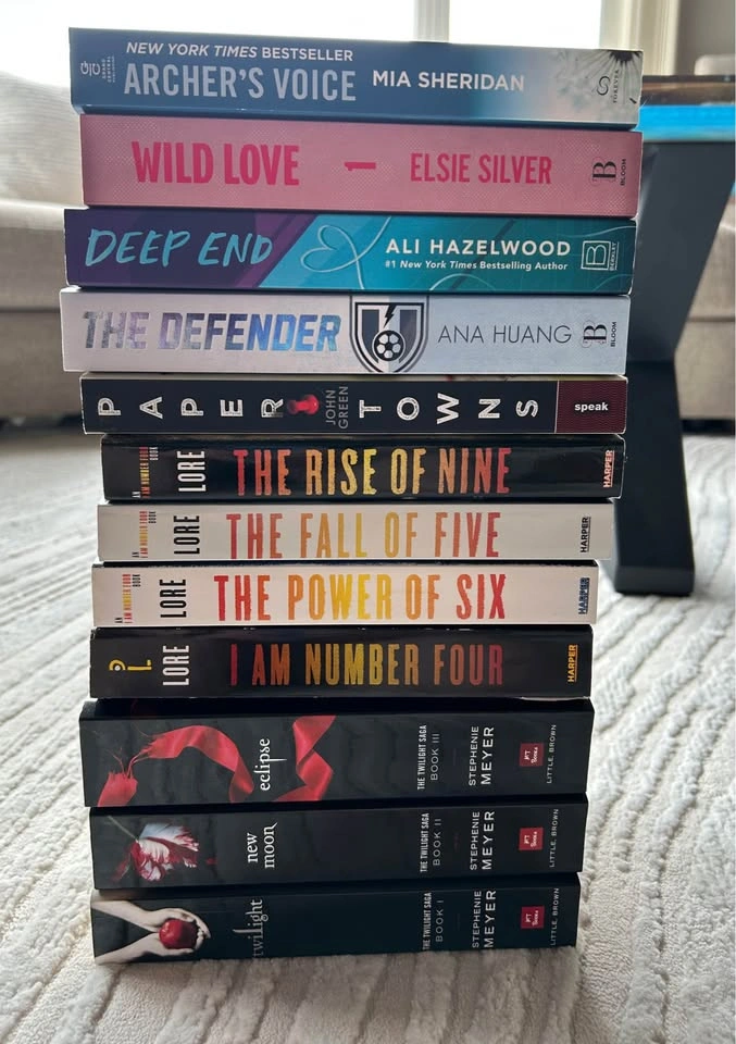 Young Adult and Romance Paperback Books (Prices below) - photo 2