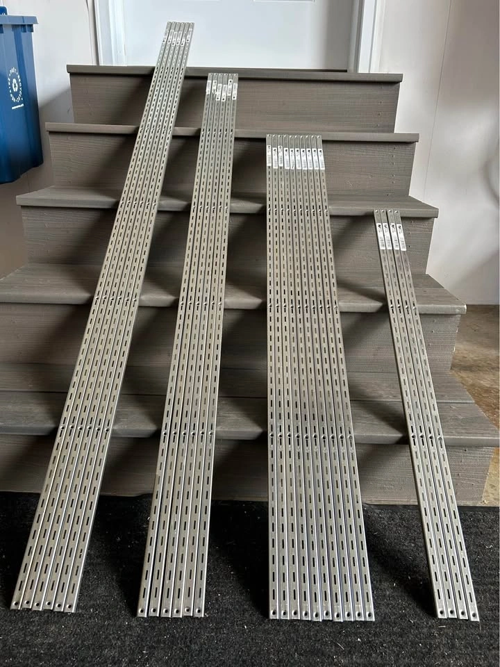 NEW - Knape & Vogt 80 Adjustable Shelf Standards - photo 2