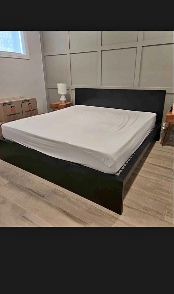 King size frame