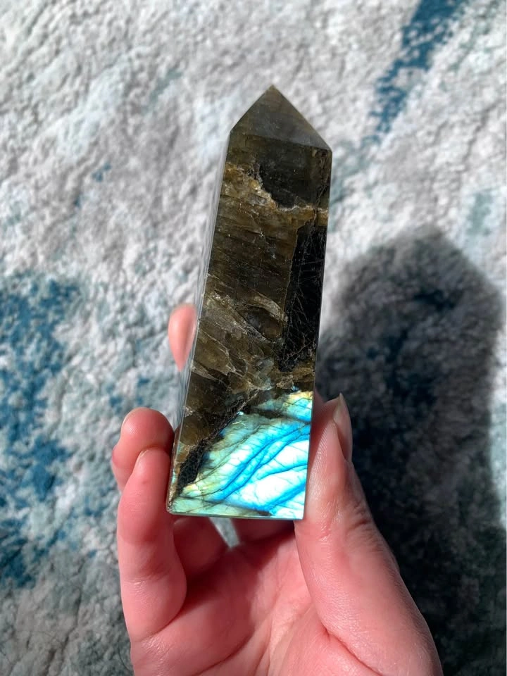 Electric Blue Flash Labradorite Obelisk Tower - photo 5