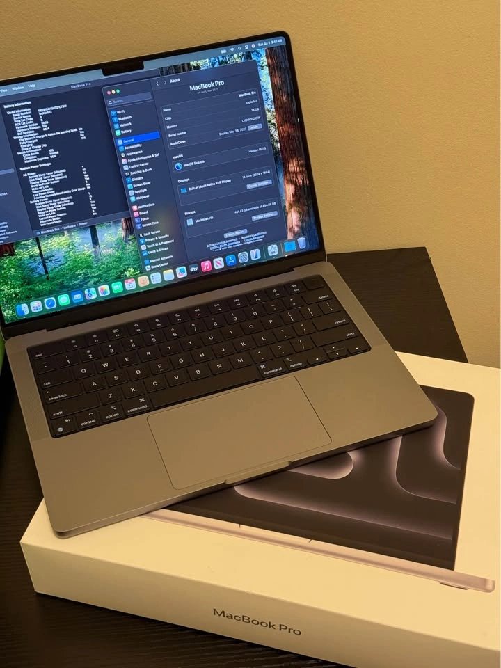 MacBook Pro 14-inch, 2023 M3 16GB RAM 512SSD Space grey - photo 2