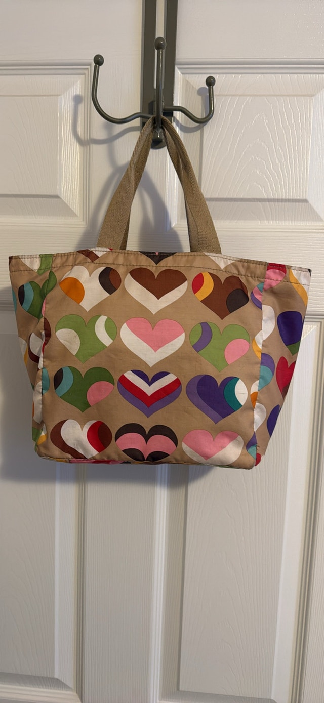 LeSportsac Heart Print Tote Bag - photo 2