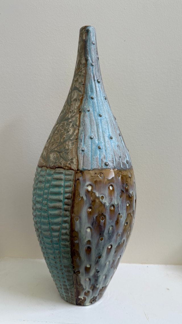 Artistic Ceramic Vase - photo 2