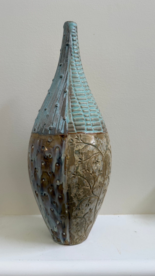 Artistic Ceramic Vase - photo 3