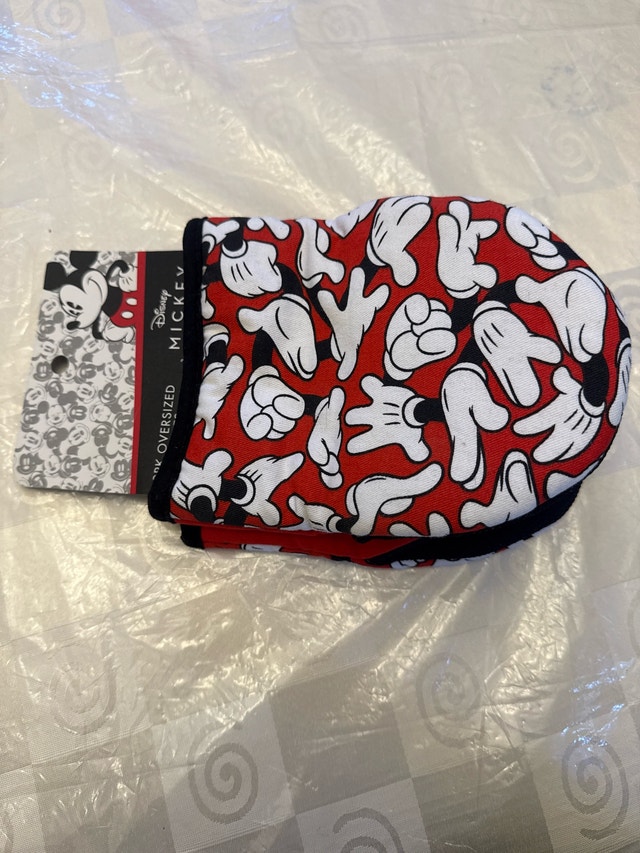 Disney Mickey Oven Mitts