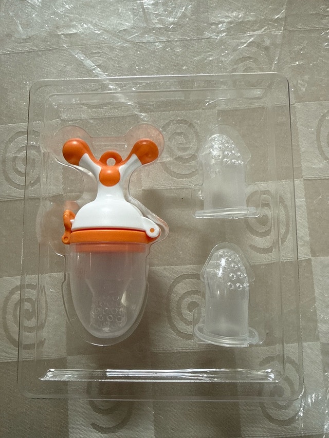 Quark Fruuti Feeder (new in box) - photo 4