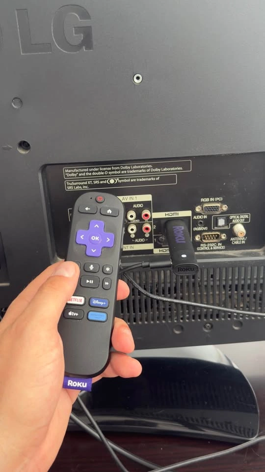 LG 32” HDTV + Roku Stick & Remote – Netflix / YouTube Ready - photo 2