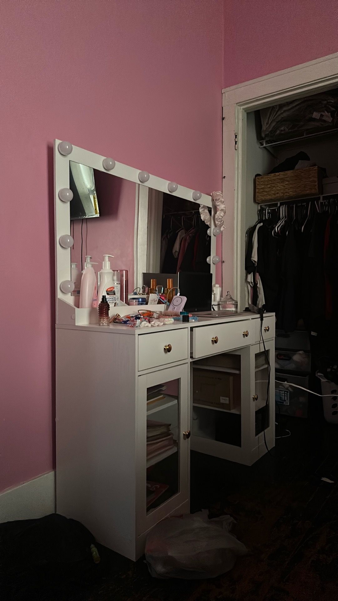 LED vanity (brand new)
