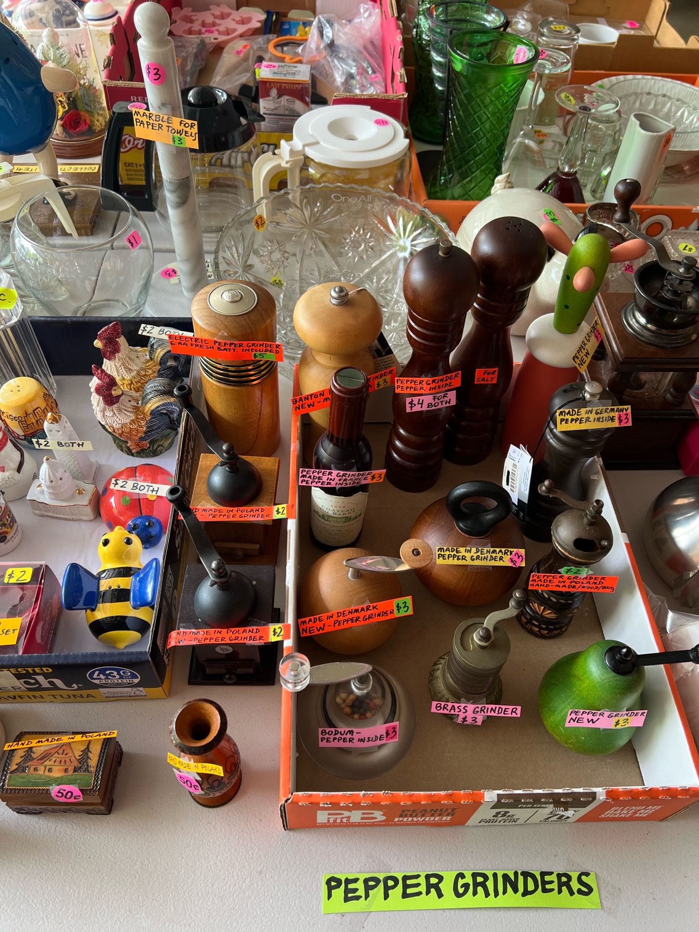 HUGE ESTATE STYLE GARAGE SALE. WED- 7/08-7-11 - photo 2