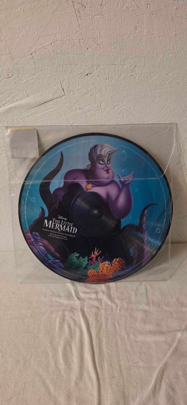 Disney Parks Vinyl Record THE LITTLE MERMAID Ariel Flounder - photo 2