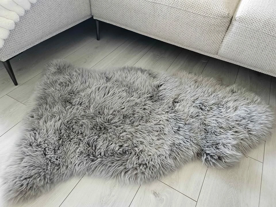 Sheepskin Rug - photo 2