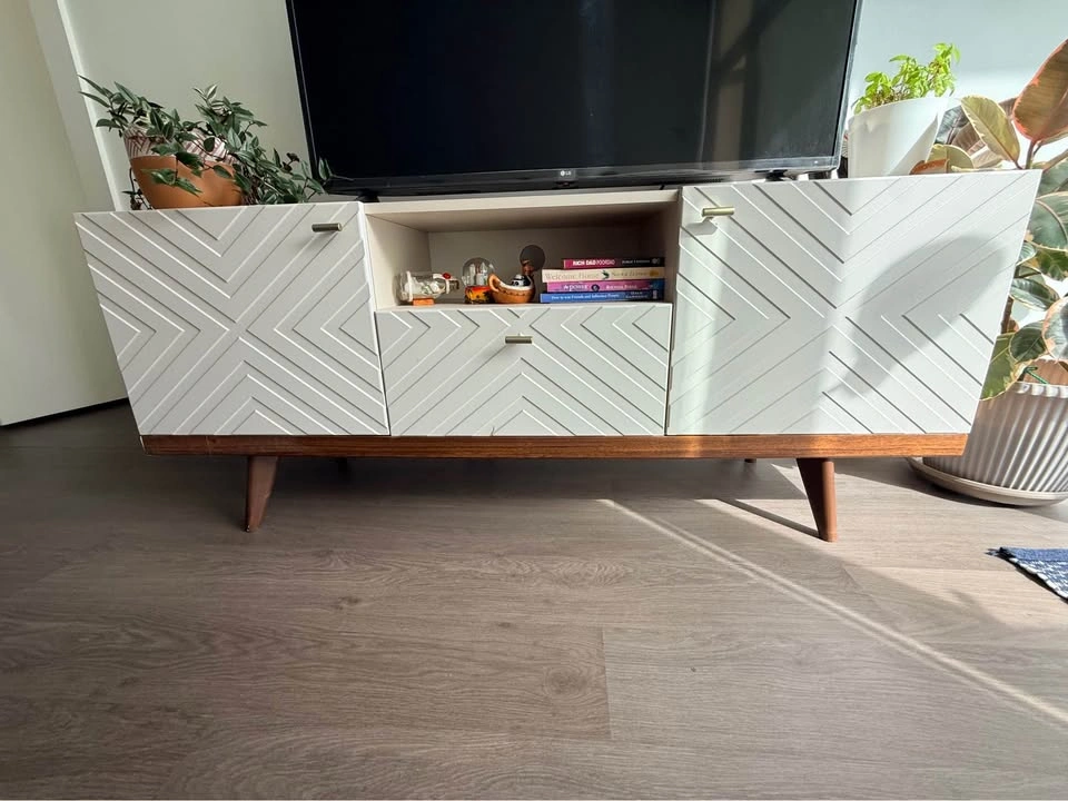 Mid-Century Modern White TV Stand - photo 2