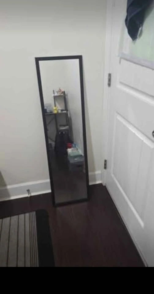 Student move-out sale: Bed, study table, fan, fridge, mirror - photo 3
