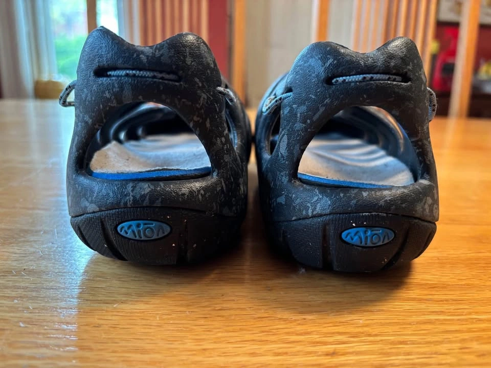 MION Slip On Rugged Water Shoes Sandals Womens 8 - photo 4