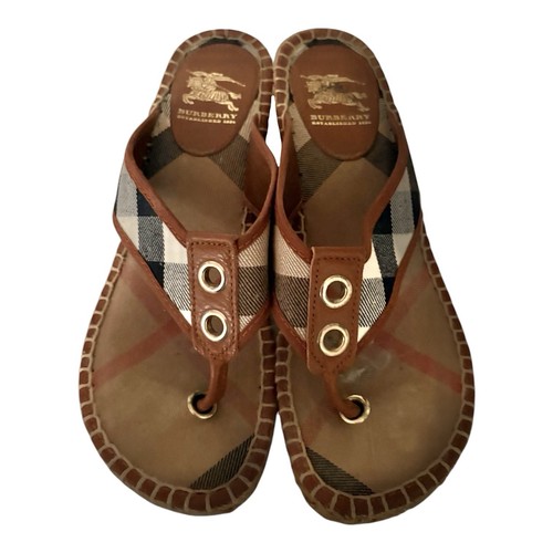 Burberry Nova Check Thong Wedge Sandals Leather Summer - photo 3