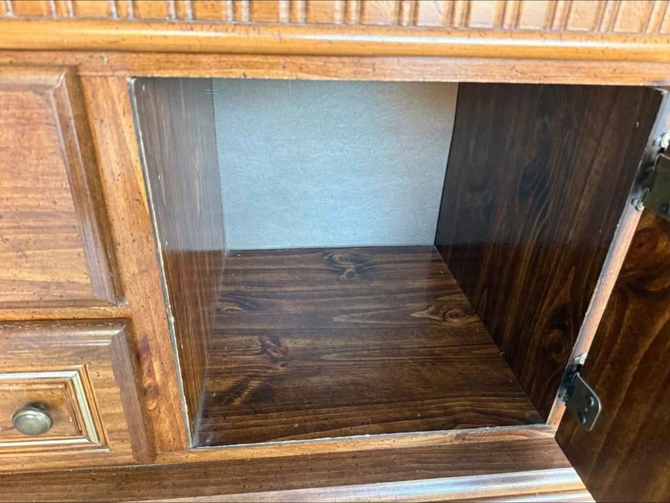 Solid Wood Vintage Dresser / Buffet Cabinet - photo 3