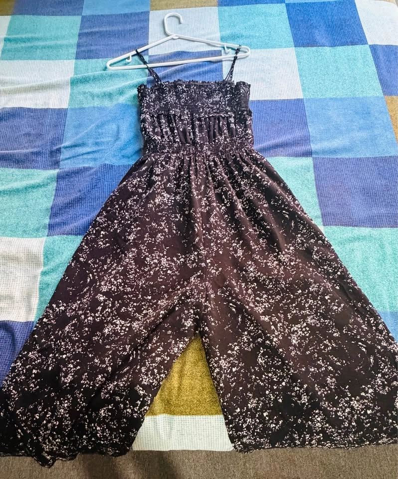 Jumpsuit for women - Summer - Size fits small/ medium elastic st - photo 5