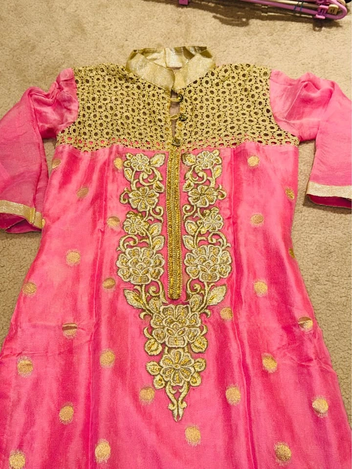 Ethnic Indian Suit with Pure Chiffon Dupatta & Pants - photo 4
