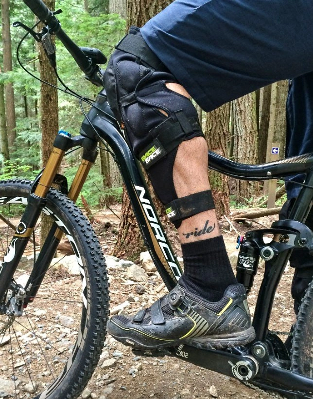 MTB Race Face Knee Pad D30