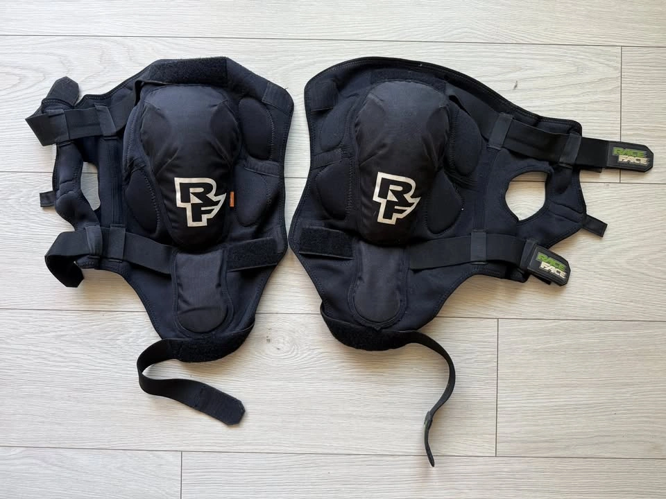 MTB Race Face Knee Pad D30 - photo 2