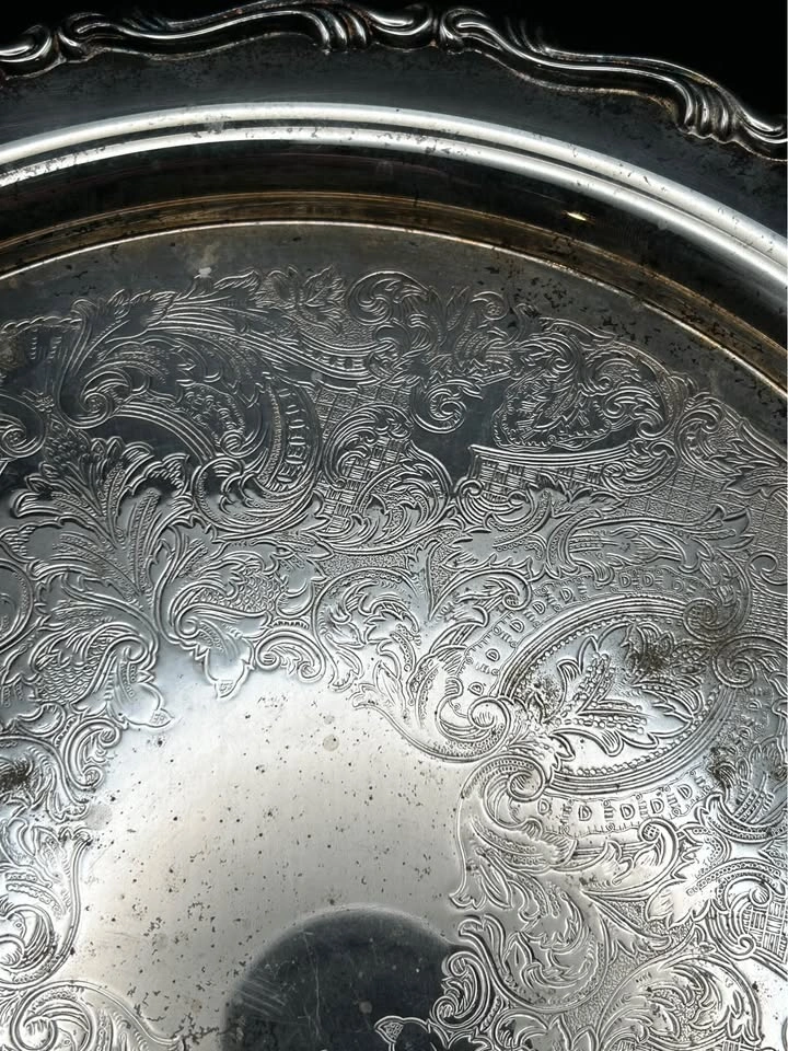 Oneida Silverplated Tray - photo 3