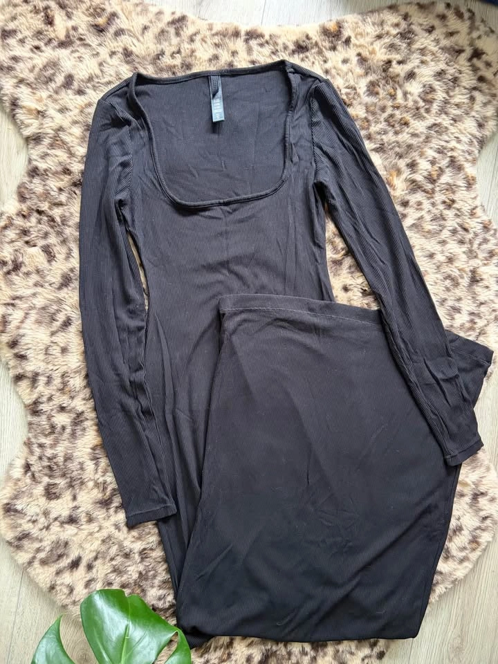 Skims soft lounge long sleeve dress