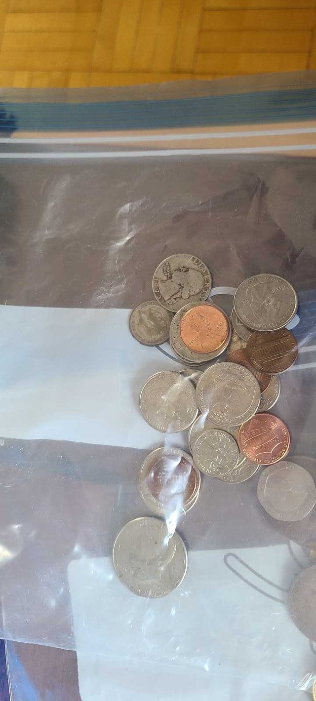 Collection of international coins - photo 4