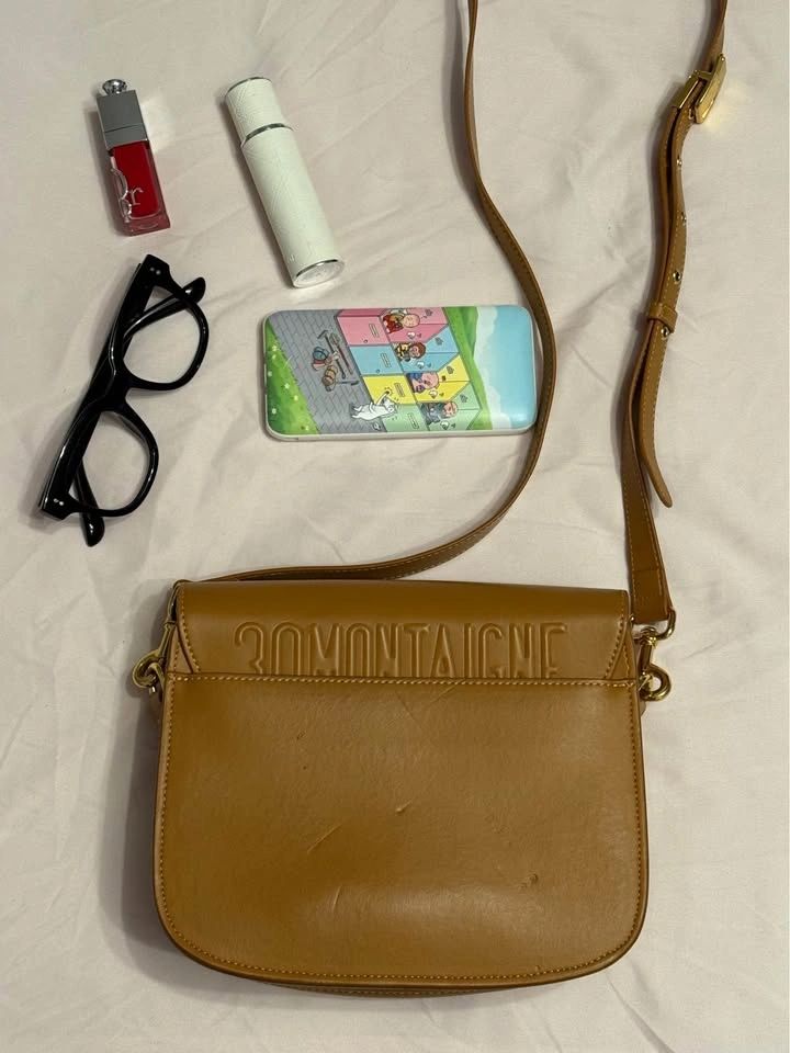 Vintage-Inspired Camel Brown Saddle Crossbody Bag - photo 2